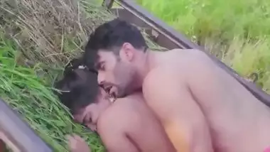 Hot Indian, Indian Desi Bhabhi And Indian Bhabhi In Kaamwali Ko Khet Me Choda Hindi Audio