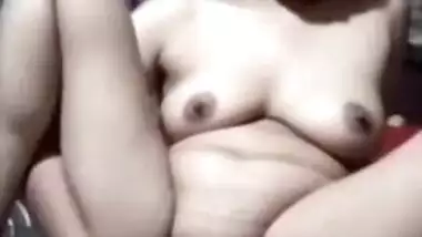 Dehati Desi horny XXX bitch shows her pink pussy hole on selfie cam MMS