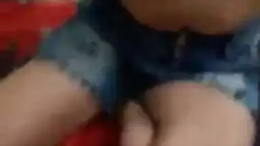 Enjoying Drinks And Delhi Girl’s Sexy Boobs