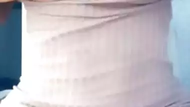 ASIAN TEEN GIRL BIG ASS AND LOVELY PUSSY