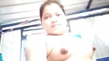 Chubby Bhabhi topless show selfie cam video