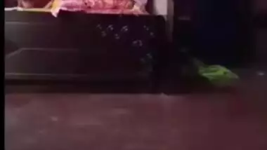 Cock-hungry Bhabhi cheats with Desi Devar in this XXX video