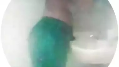 Boobby girl bath