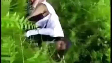 Desi mms sex, Horny Tamil couple was caught fucking outdoor in bushes