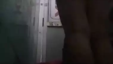 Indian lovers toilet sex porn video