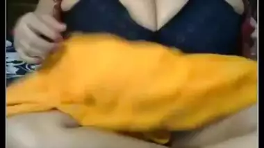 Big boobs BBW aunty masturbate mms
