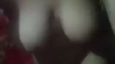 Sexy figured Bangla hottie naked show and masturbation