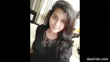 Desi hot couple meet at hotel room