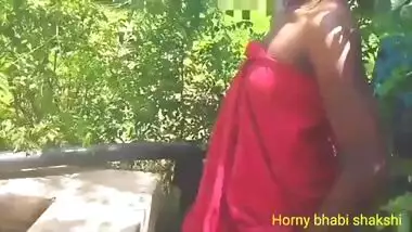 Tamil aunty bathing and fucking with uncle